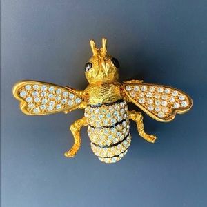 Vintage Gold Bumble Bee Brooch With Moveable Wings
